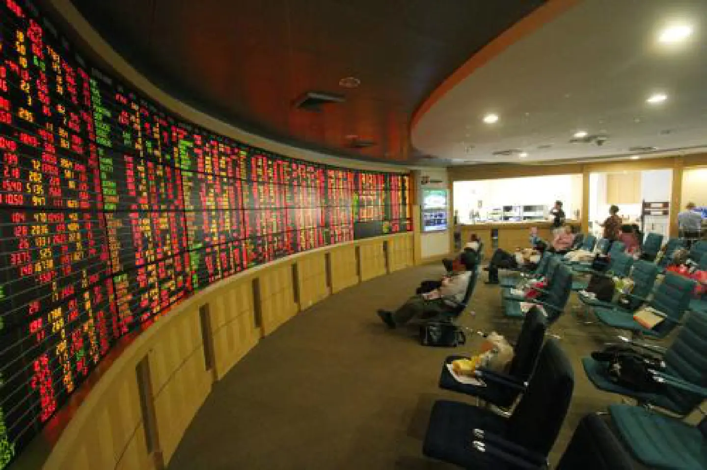 Euro-zone fears: Markets in tailspin Euro-zone fears: Markets in tailspin