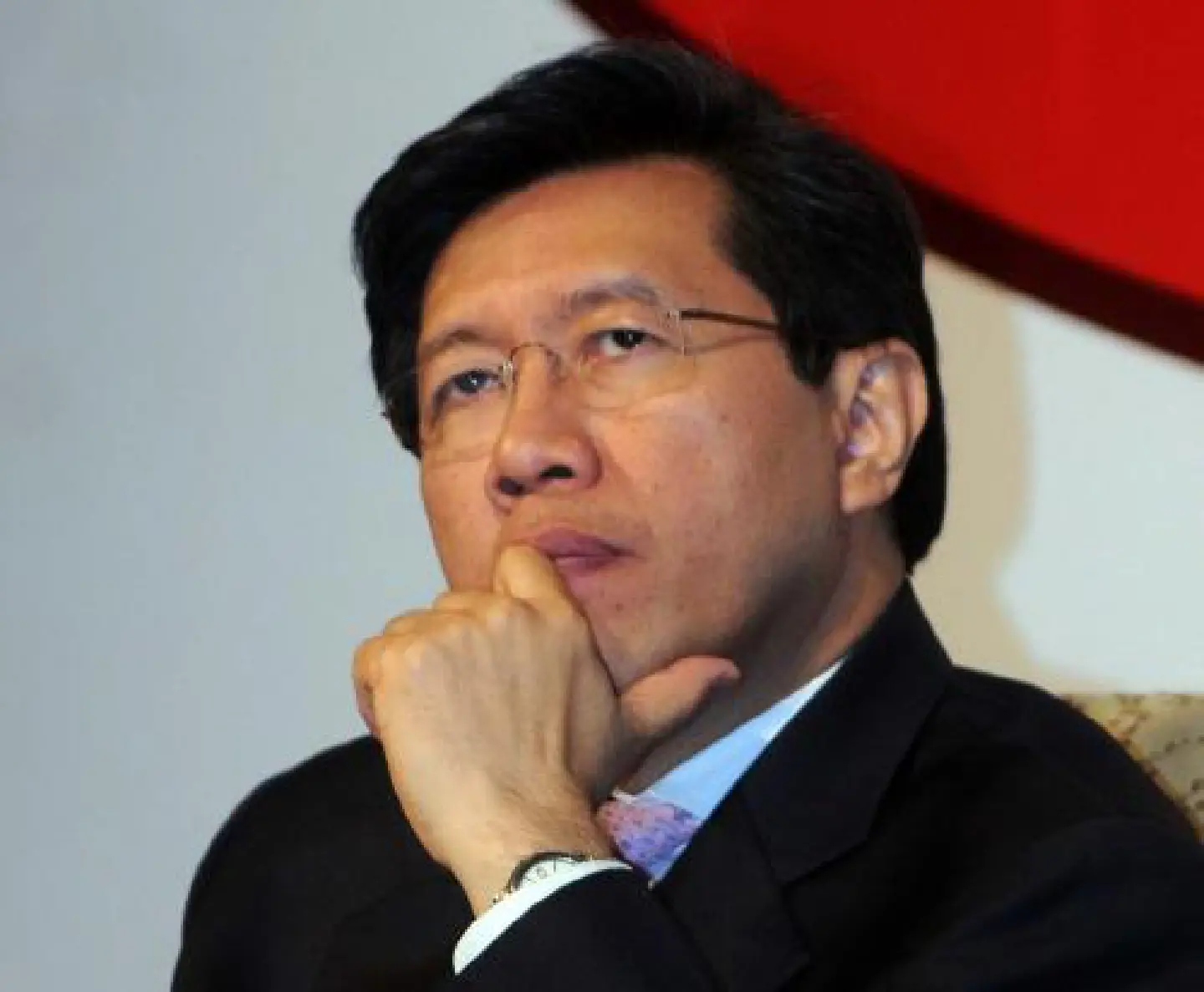 Vorapol named SEC chief Vorapol named SEC chief