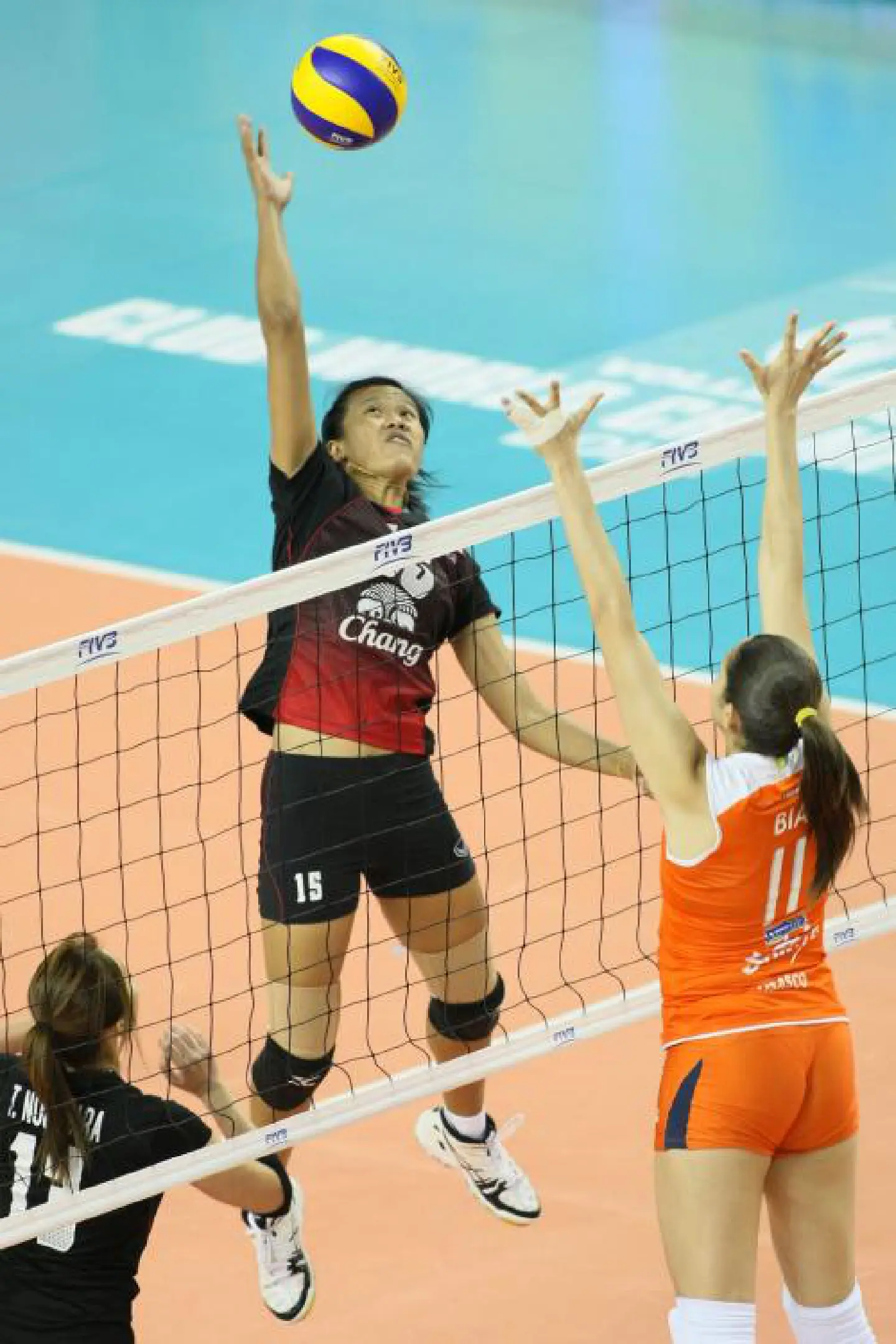 Gallant Chang go down to Brazil's Sollys