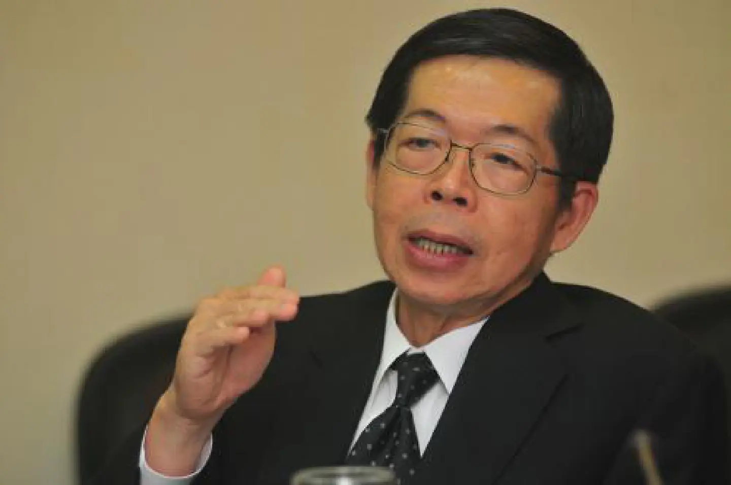 Central bank head bullish on the kingdom's strength Central bank head bullish on the kingdom's strength