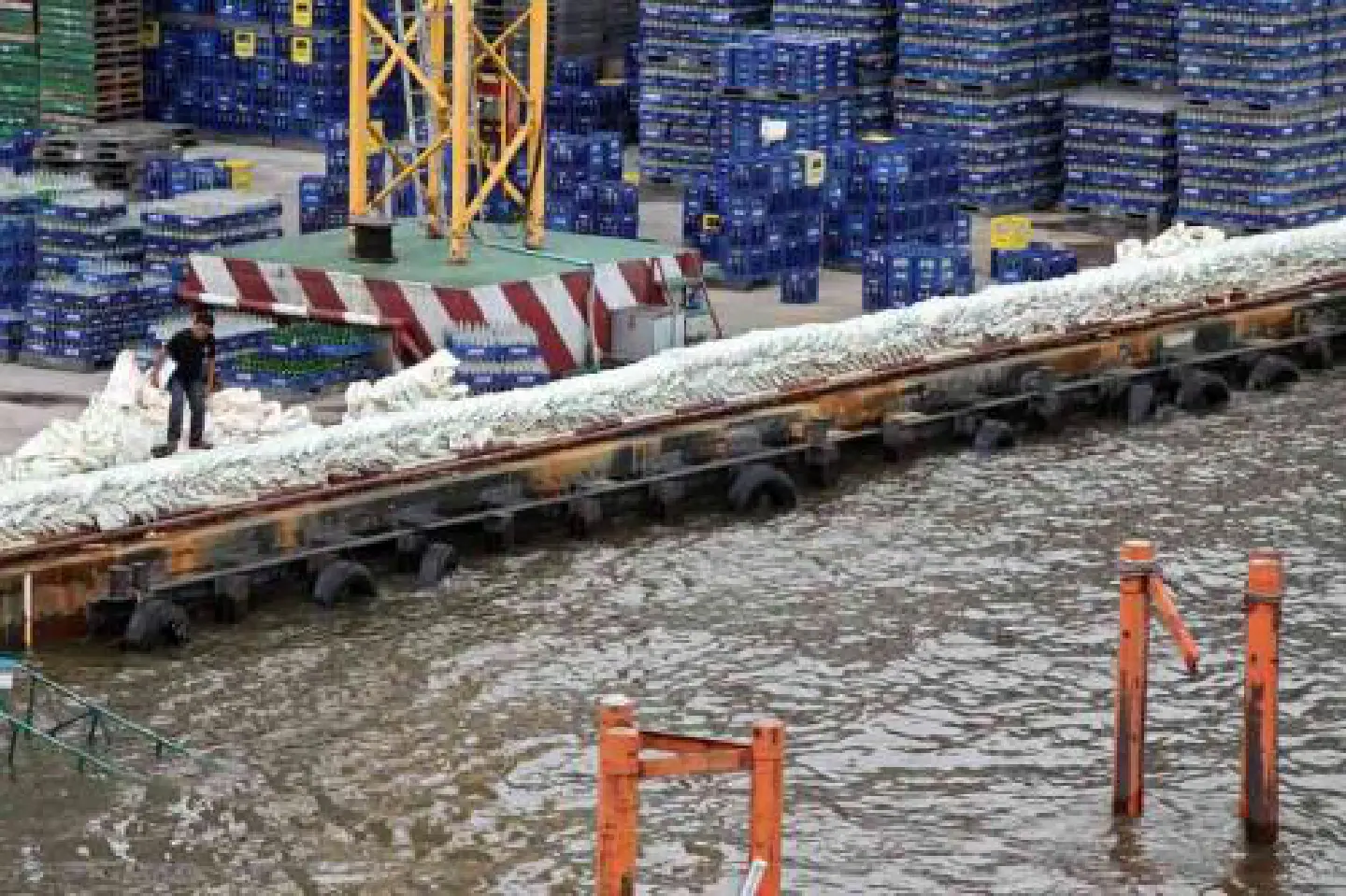 Govt hopes to quickly find Bt80 bn for post-flood rehabilitation Govt hopes to quickly find Bt80 bn for post-flood rehabilitation
