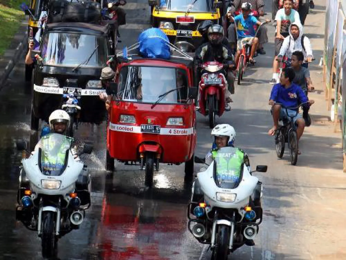 Asean rickshaw drivers assured of safety in Thailand Asean rickshaw drivers assured of safety in Thailand