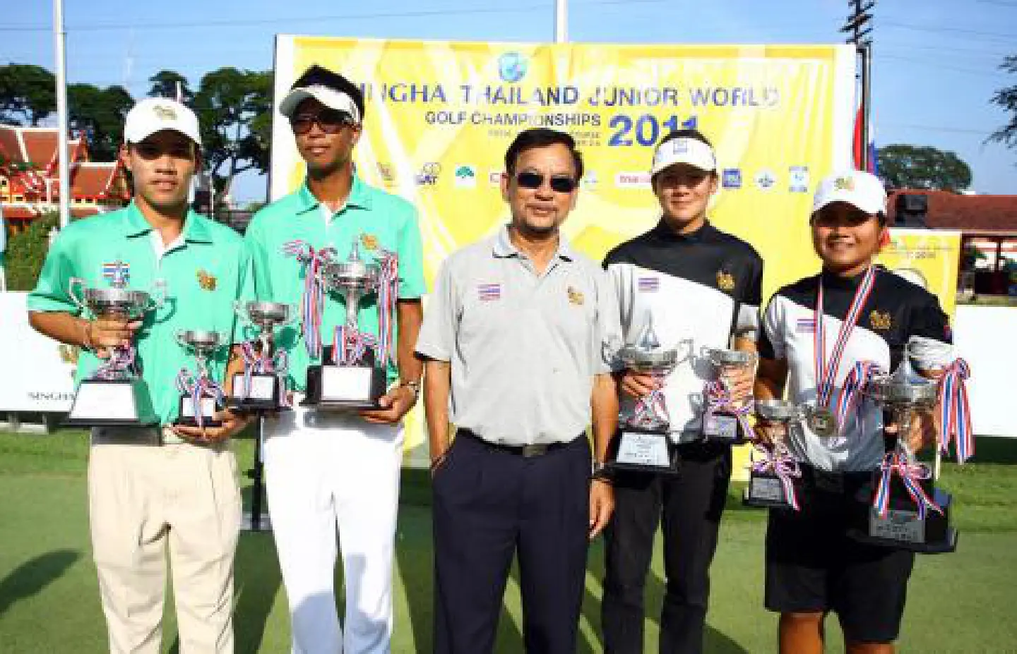 Thailand reign supreme, Wong snatches boys' title