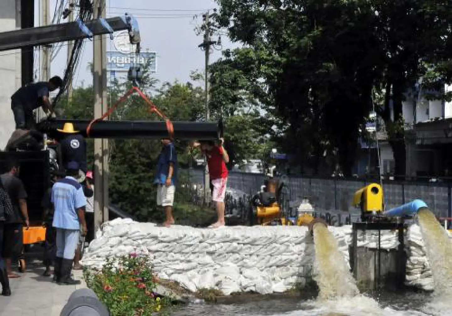 "Level 1" emergency plan imposed at Bangchan "Level 1" emergency plan imposed at Bangchan