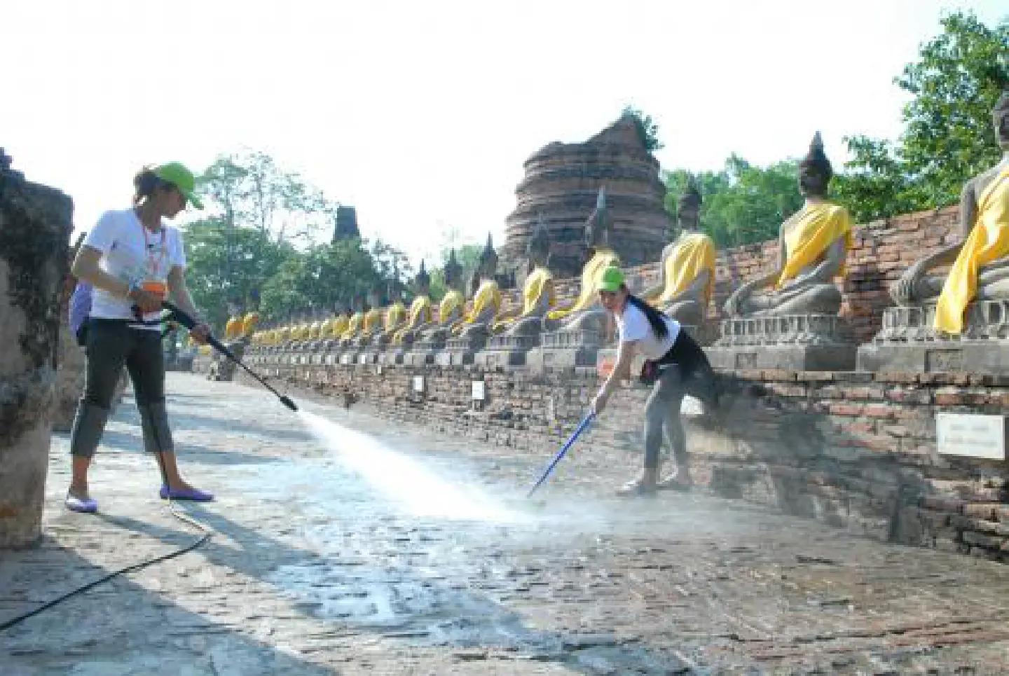 SAVING AYUTTHAYA SAVING AYUTTHAYA