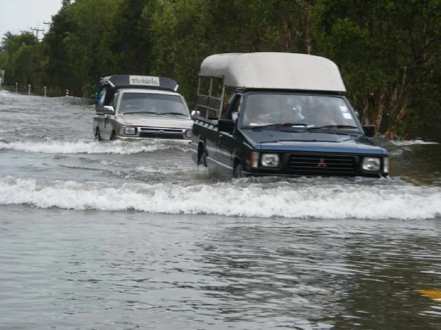 River brims over, flooding Phatthalung province River brims over, flooding Phatthalung province