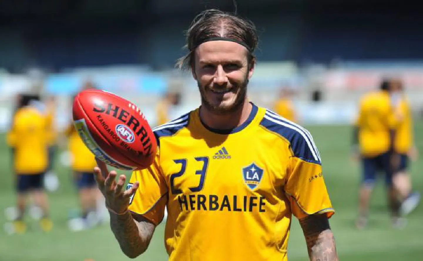 Beckham to join PSG in January Beckham to join PSG in January
