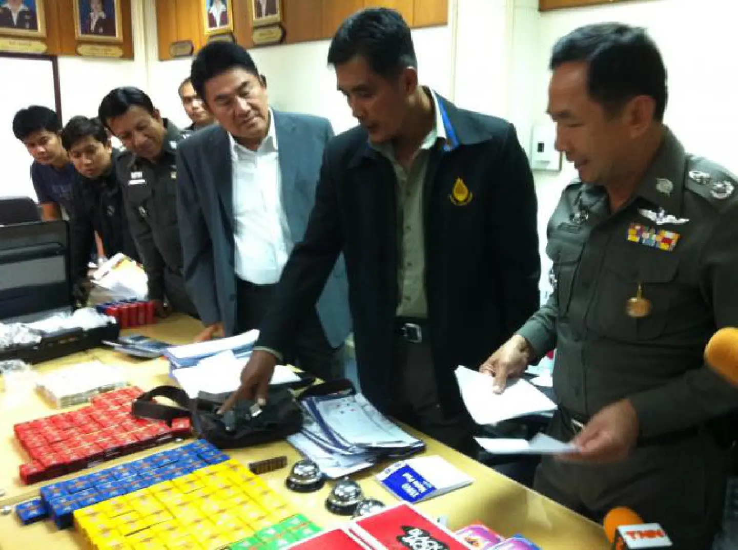 Latest raid a clear warning for corrupt police officers Latest raid a clear warning for corrupt police officers