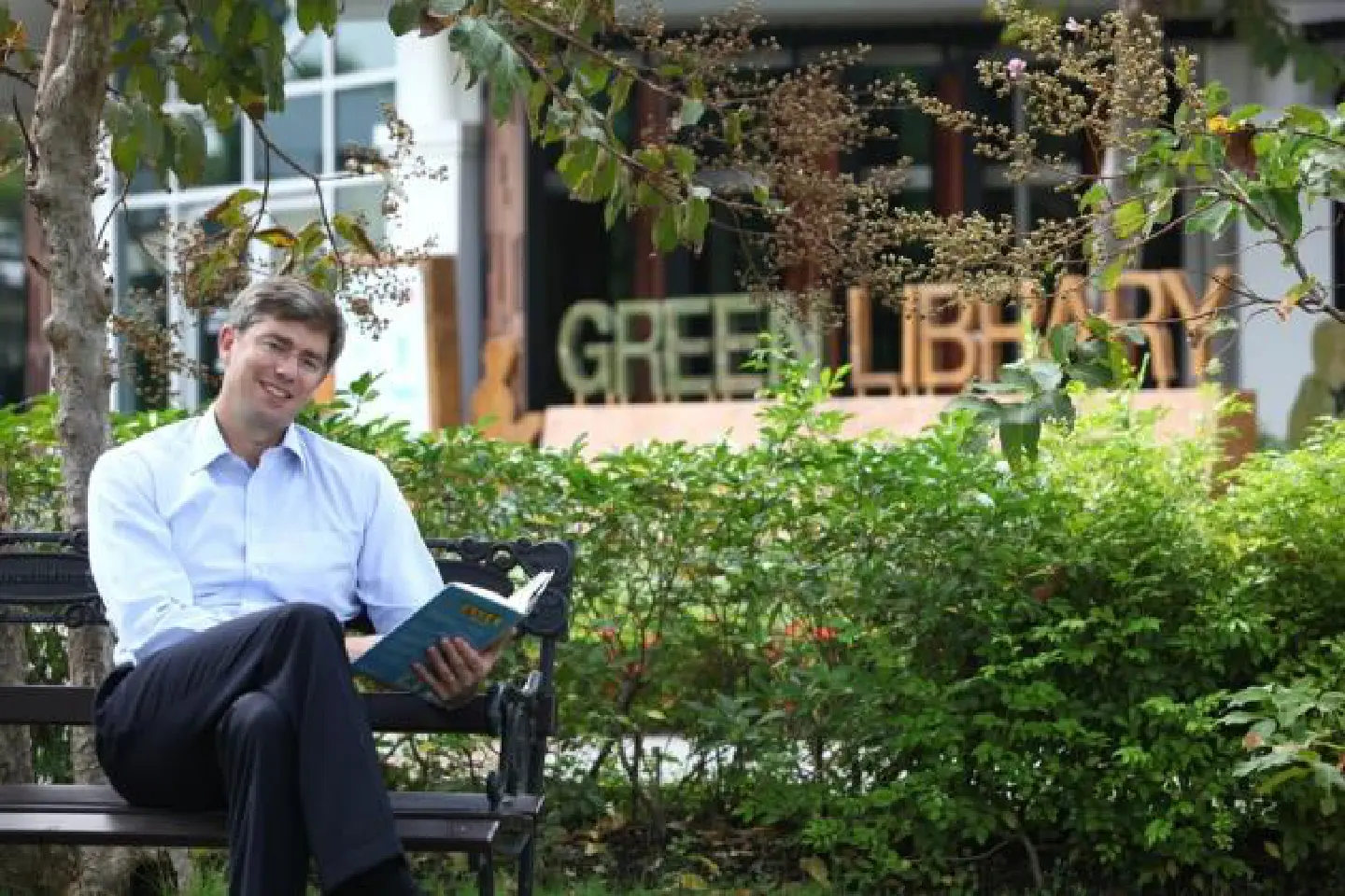Green library with a message Green library with a message