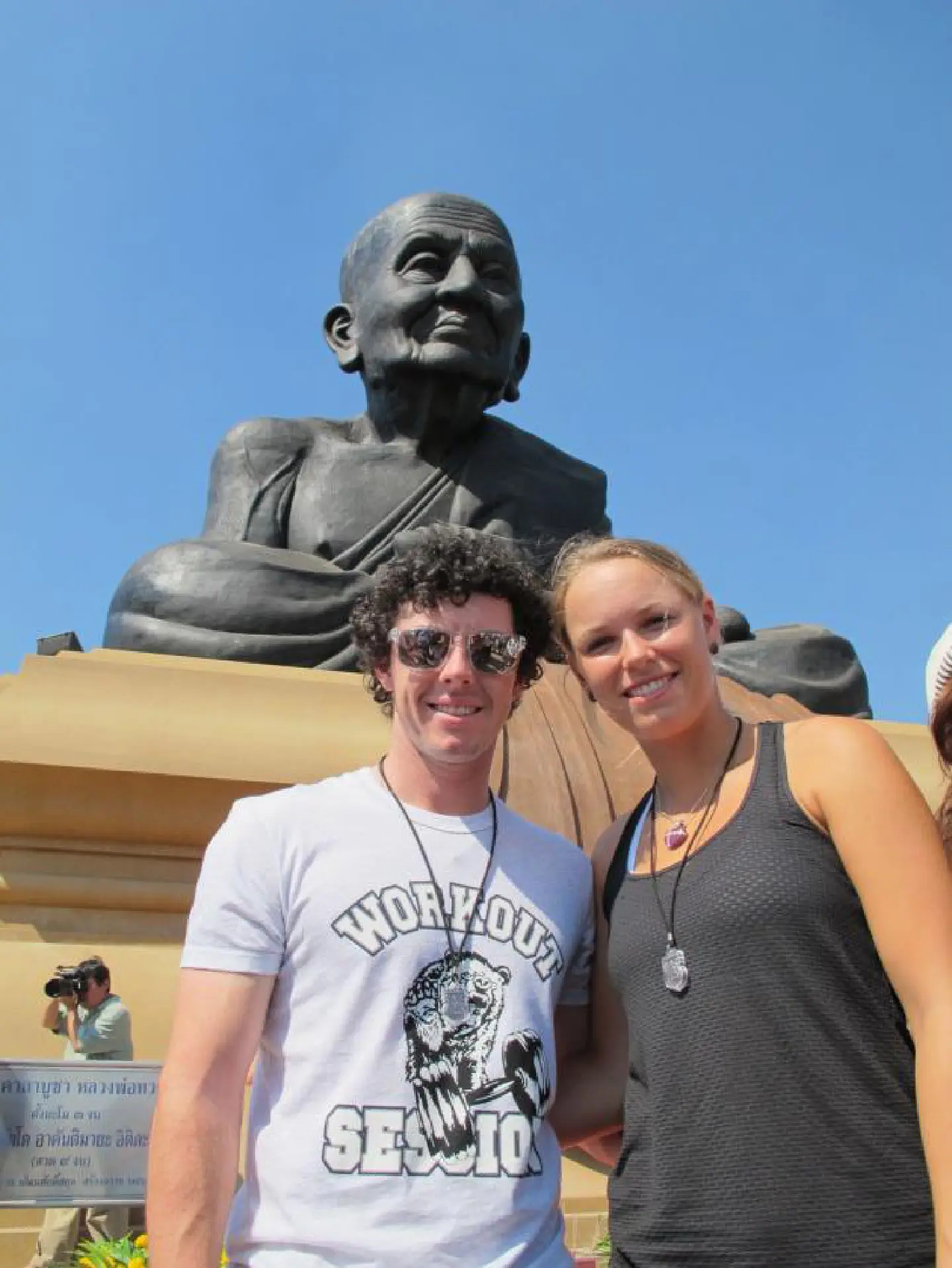 Caroline Wozniacki and Rory McIlroy visit famous Hua Hin temple Caroline Wozniacki and Rory McIlroy visit famous Hua Hin temple