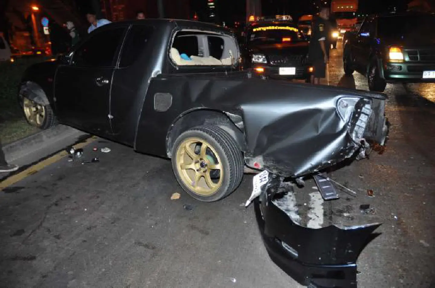 Pub brawl turns into fatal shootout claiming five lives Pub brawl turns into fatal shootout claiming five lives