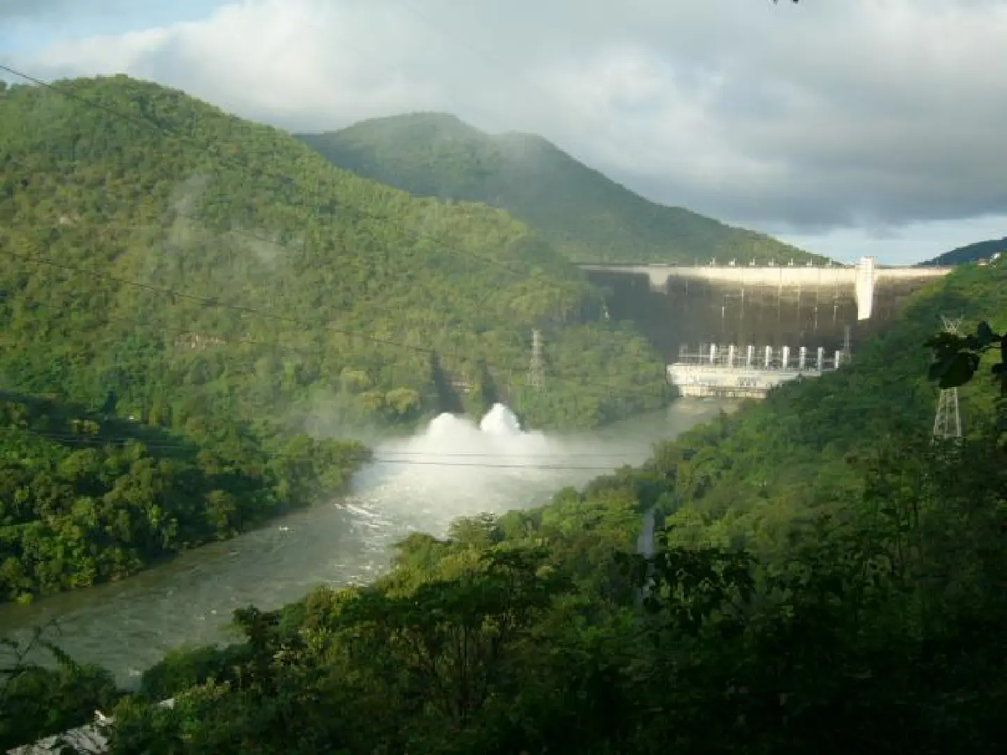 PM's adviser seeks to build tunnel linking river, Tak dam PM's adviser seeks to build tunnel linking river, Tak dam