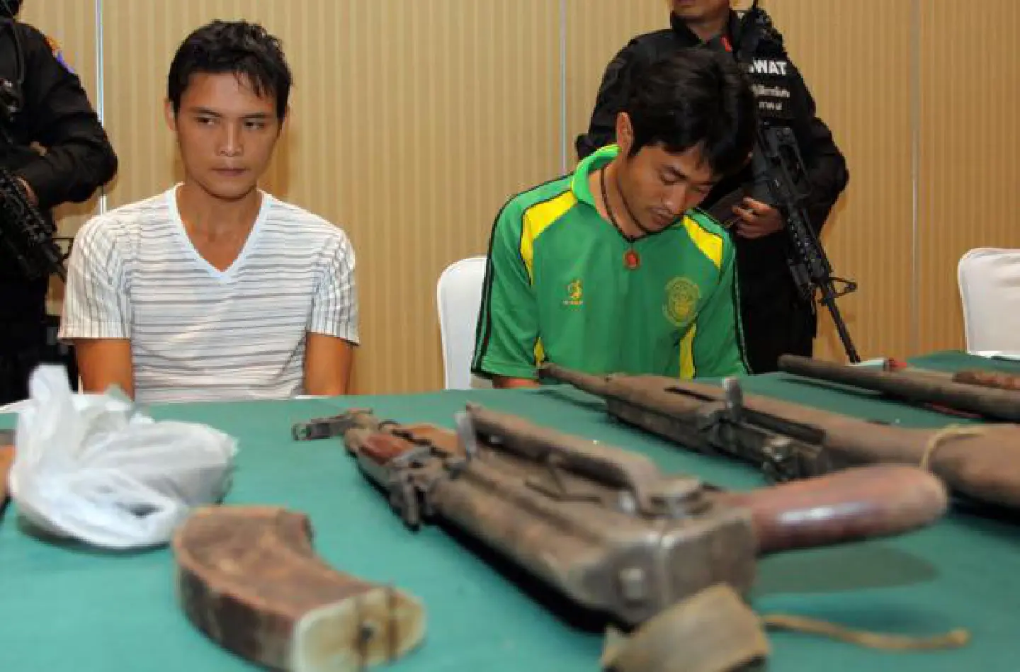 Two held in killing of wild elephant in Phetchaburi; ivory buyer sought Two held in killing of wild elephant in Phetchaburi; ivory buyer sought