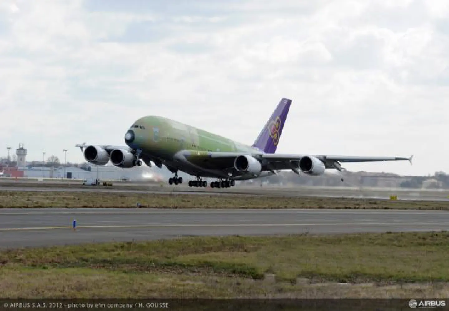 THAI's A380 takes maiden flight THAI's A380 takes maiden flight