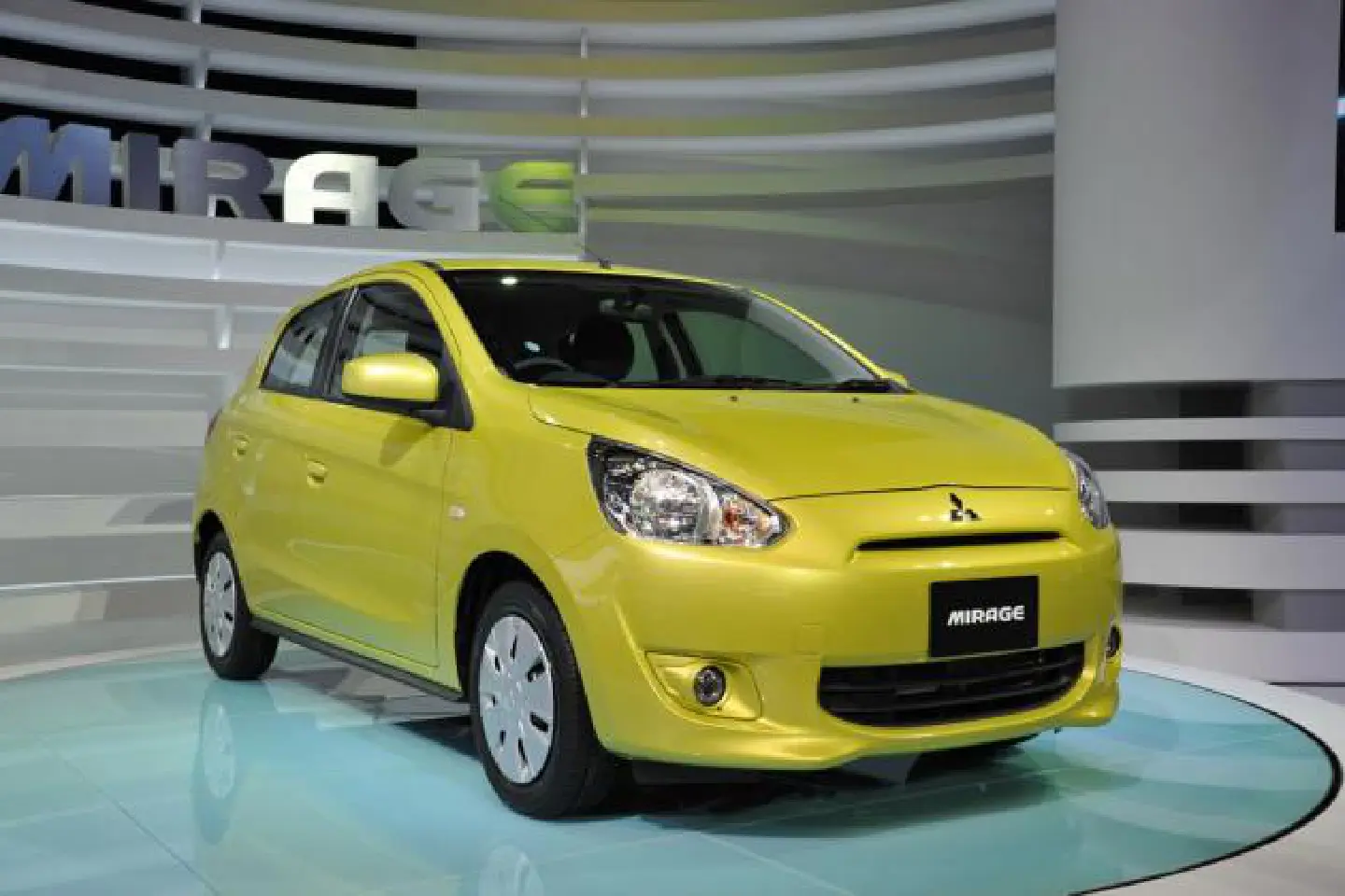 Eco-cars expected to hog limelight