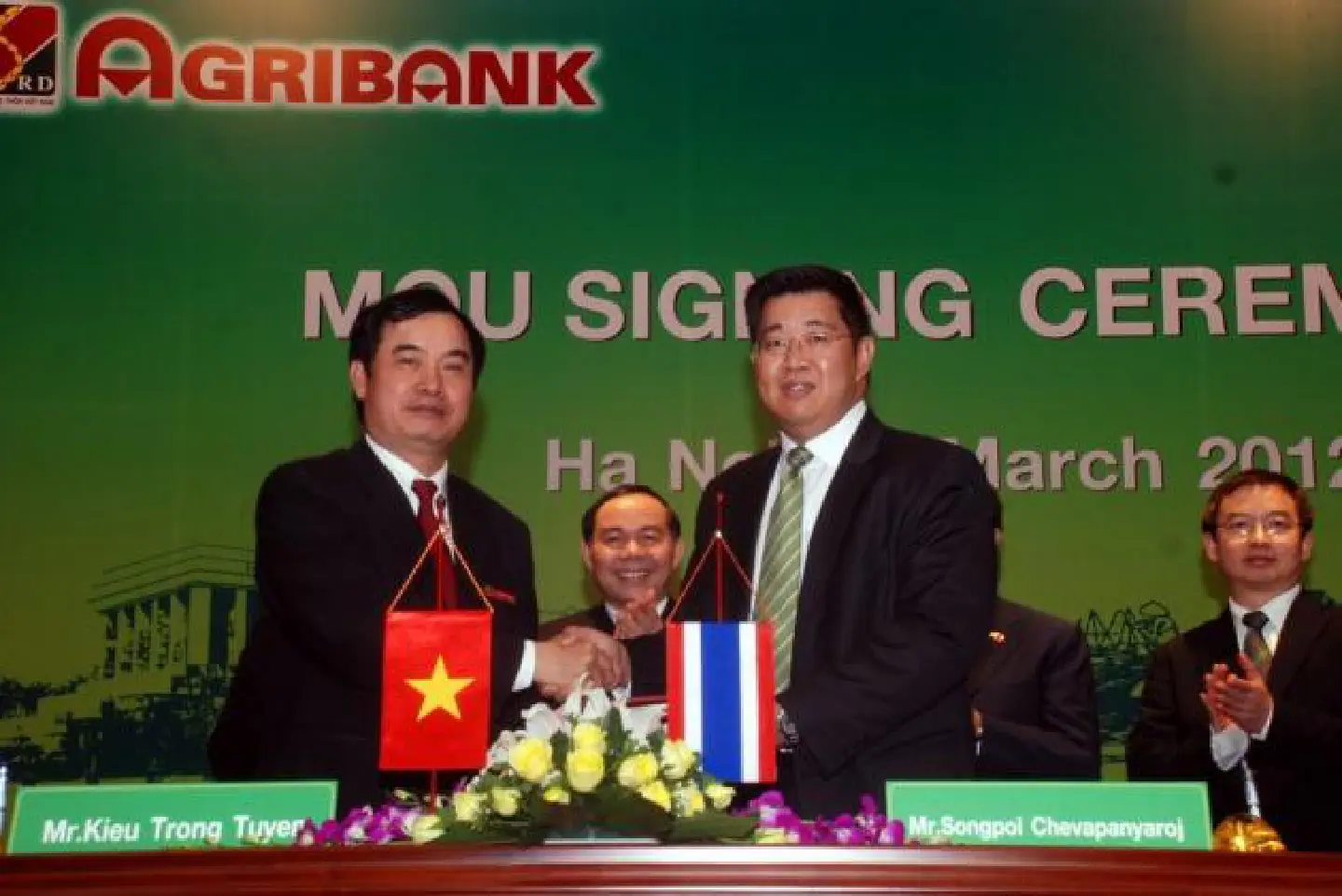KBank teams up with VN's Agribank KBank teams up with VN's Agribank