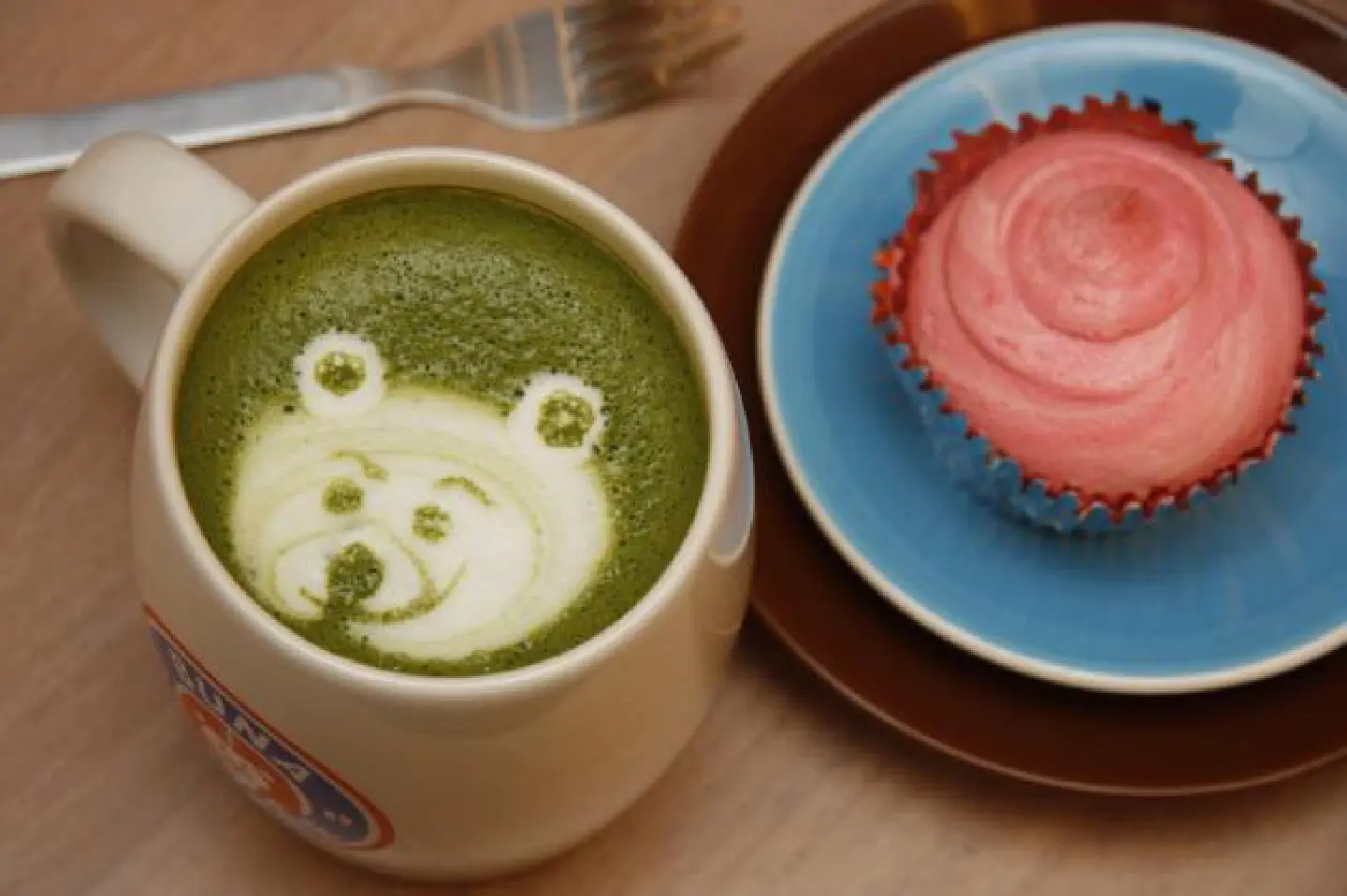 Cupcakes in kaleidoscopic shades