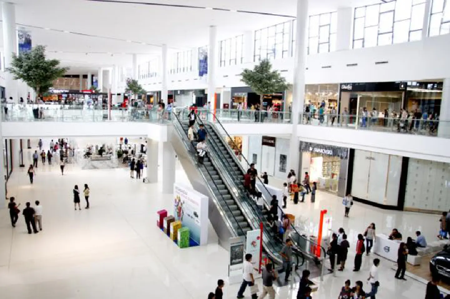 Let the mall war begin