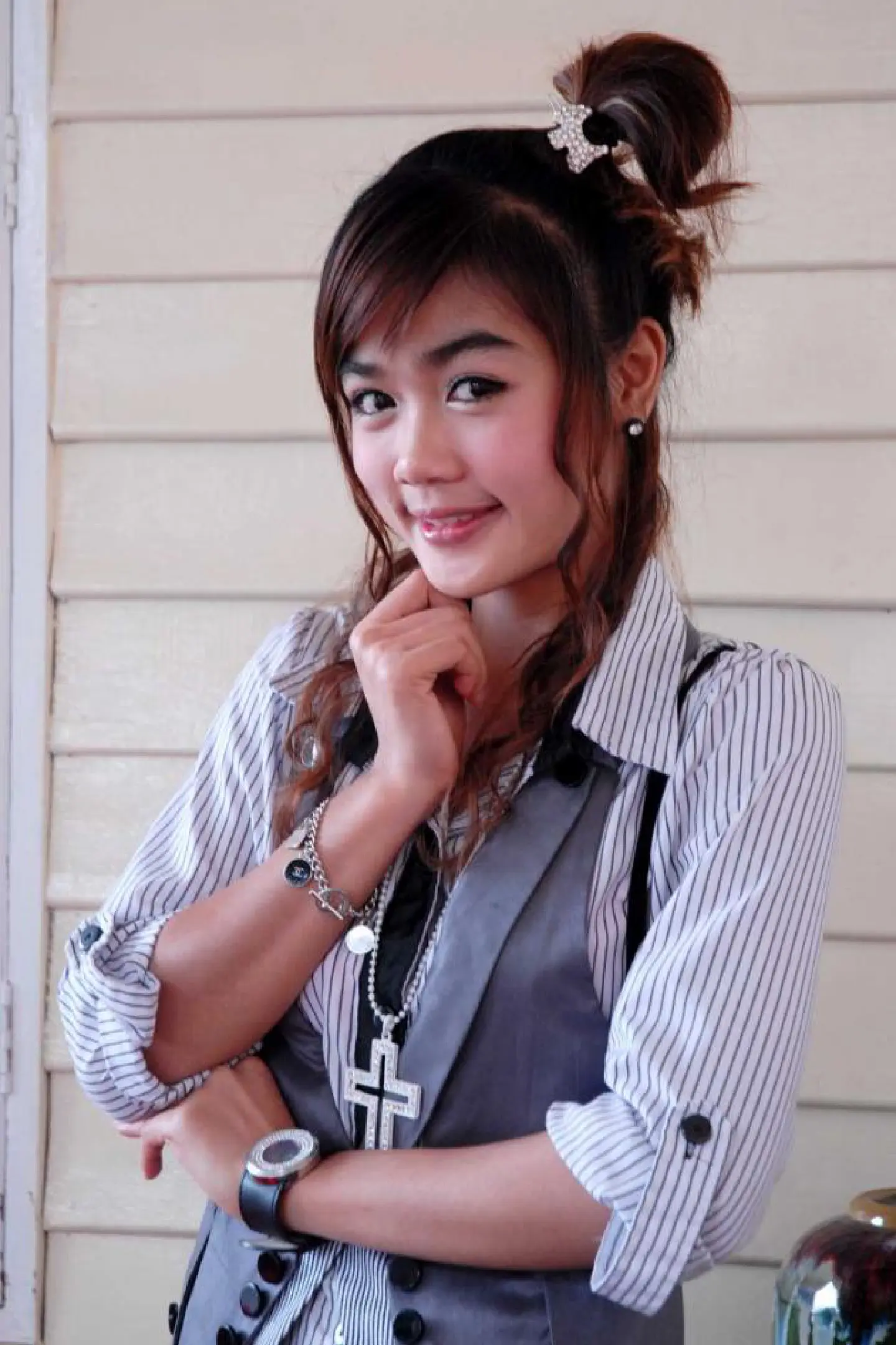 Sweet voice has some real kick