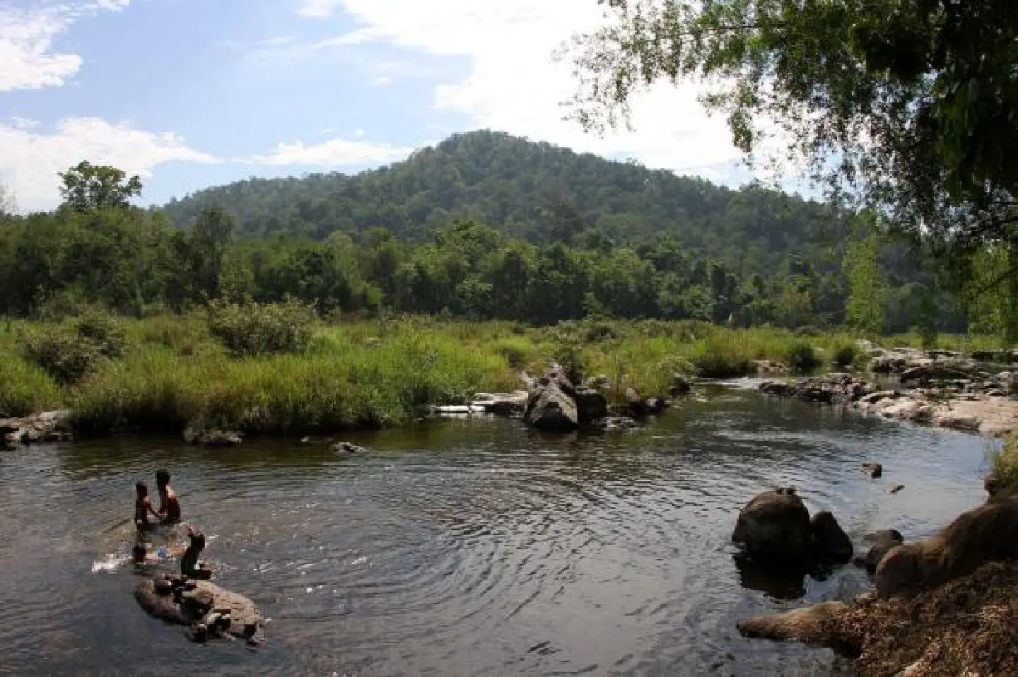 Mae Wong Dam will be ready by 2016: Theera Mae Wong Dam will be ready by 2016: Theera