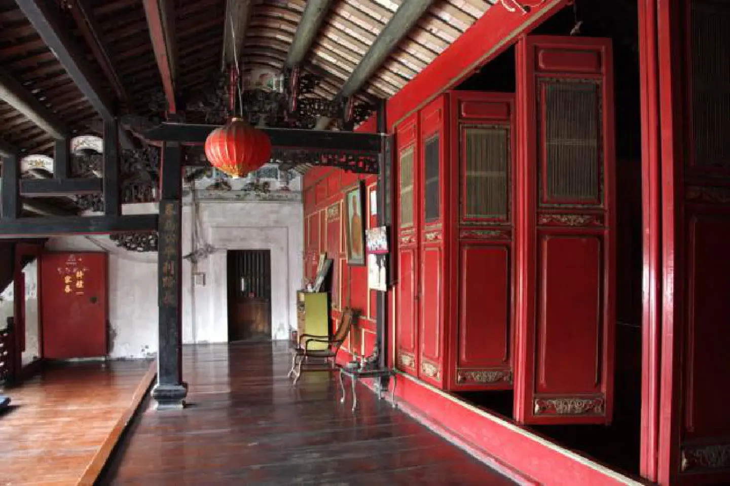 A house of many stories
