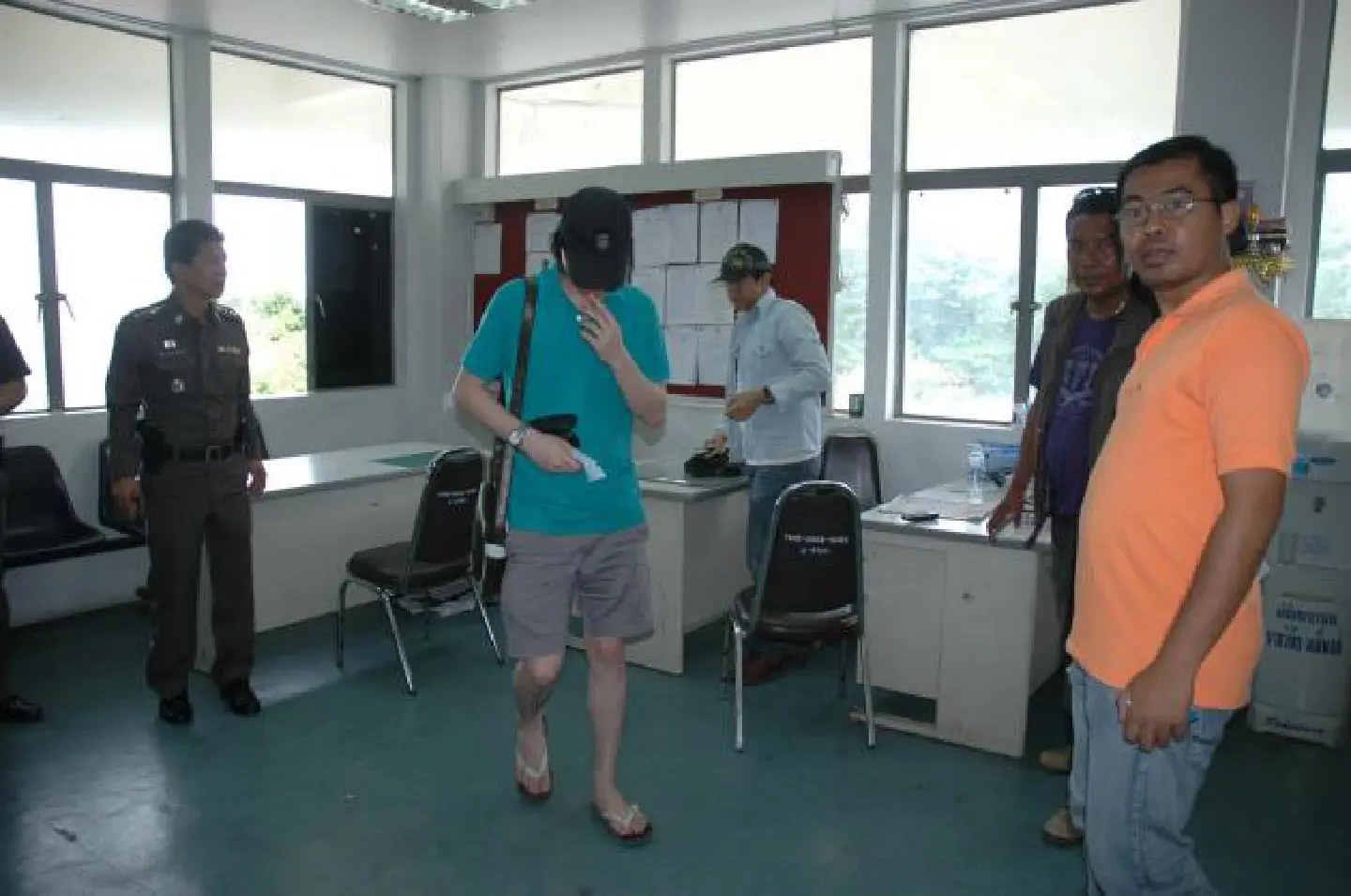 Police widen exam-cheat probe to govt officials Police widen exam-cheat probe to govt officials