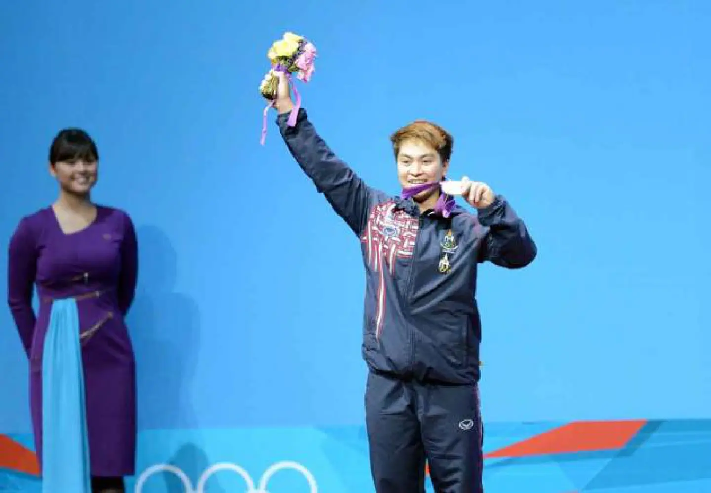 Mighty effort helps 'Taew' bag silver