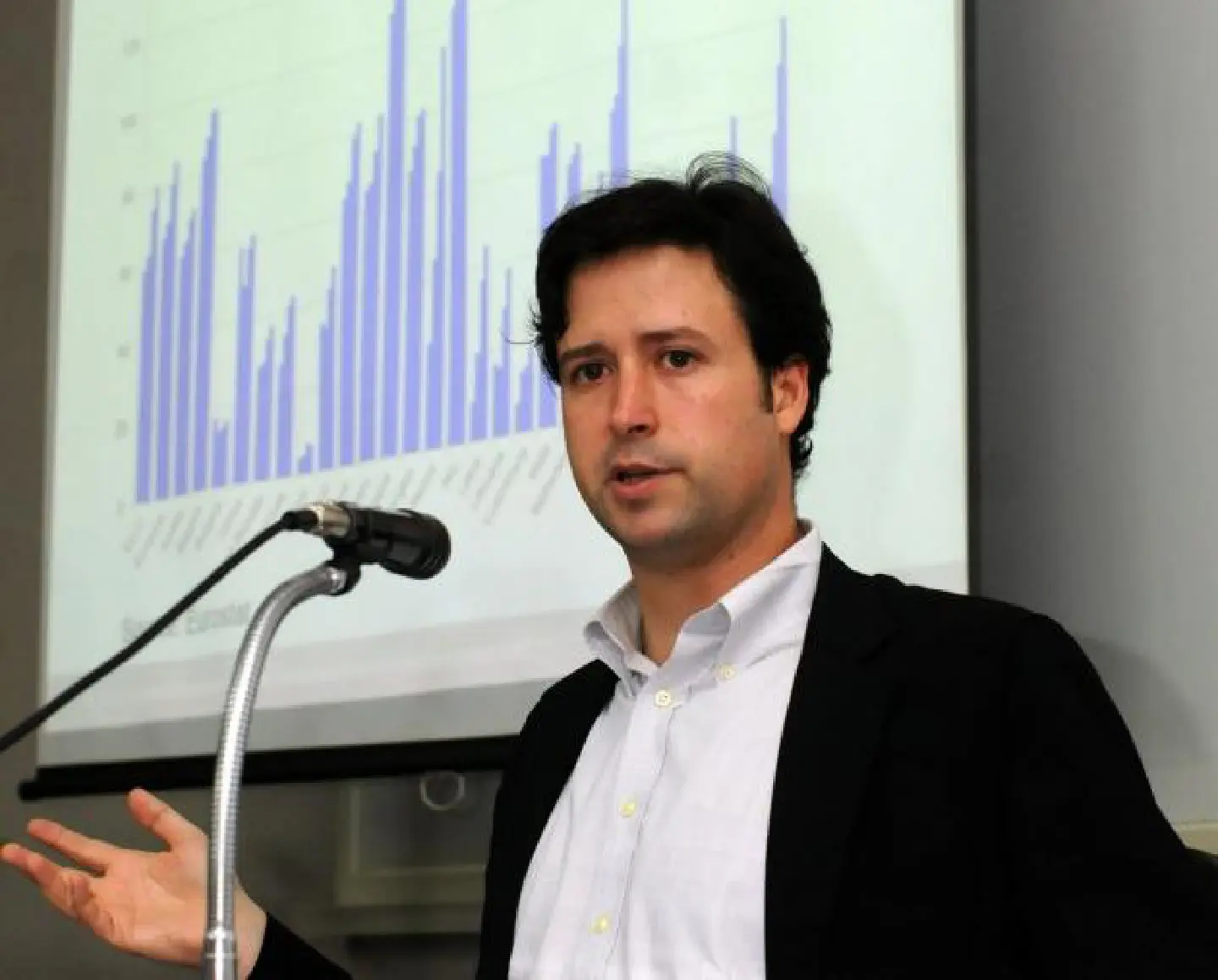 Five lessons for East Asia from euro crisis Five lessons for East Asia from euro crisis