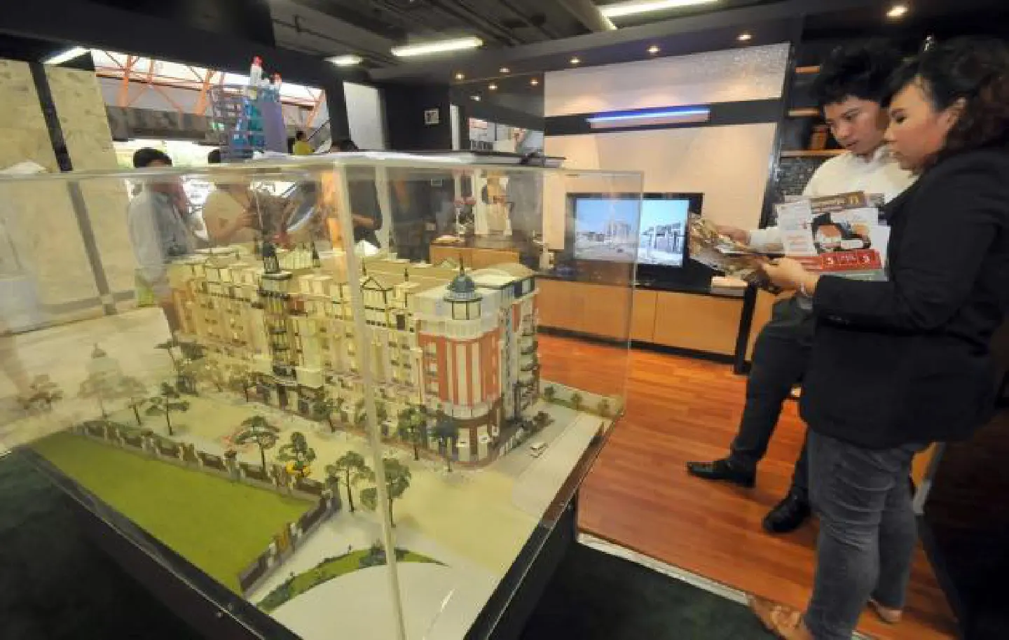 Four home shows offer special deals to buyers Four home shows offer special deals to buyers