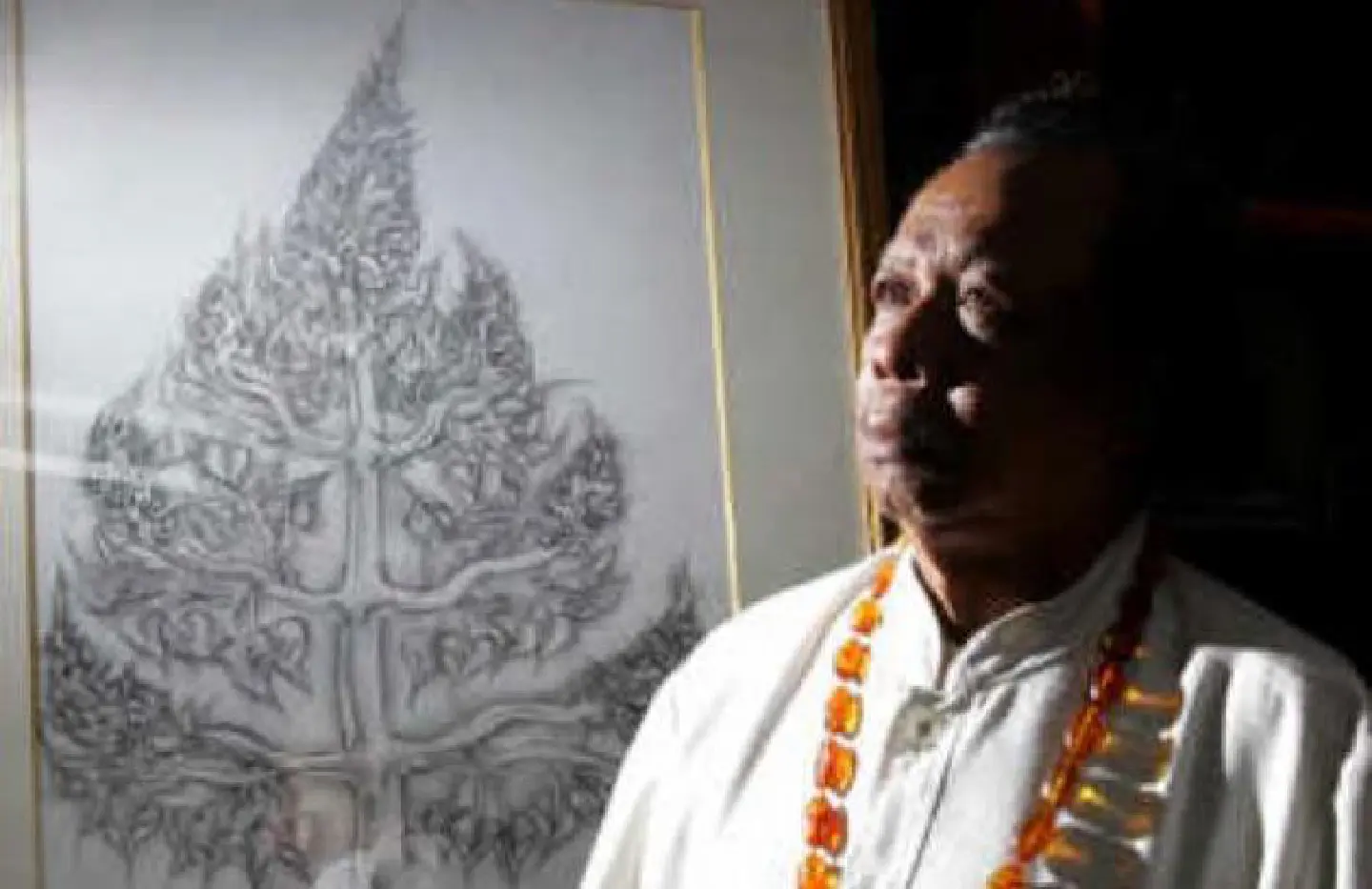Passionate poet Angkarn 'breathed poems'