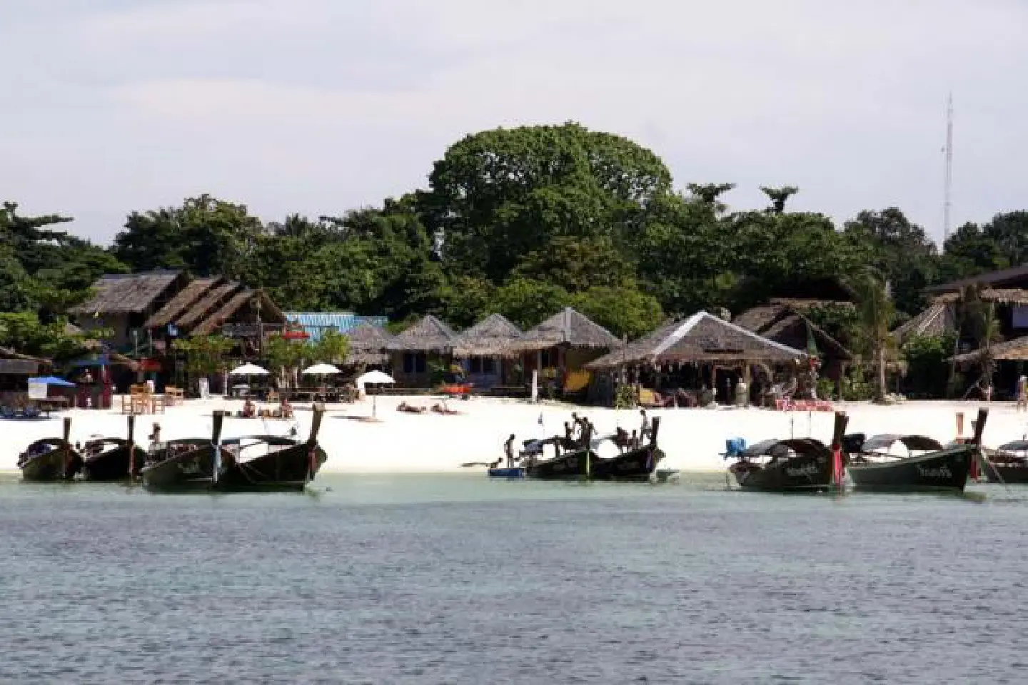 Police find image of Koh Lipe rapist Police find image of Koh Lipe rapist
