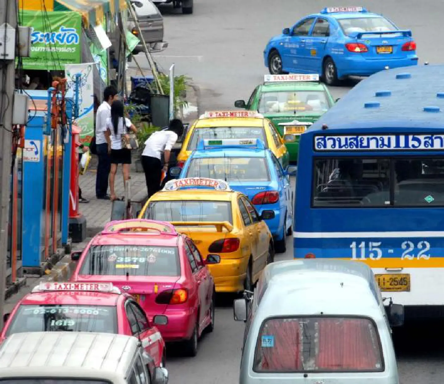 Crackdown on cabbies Crackdown on cabbies