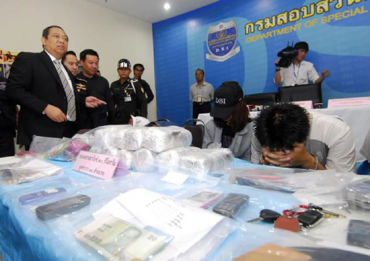 Five arrested in drug raid Five arrested in drug raid
