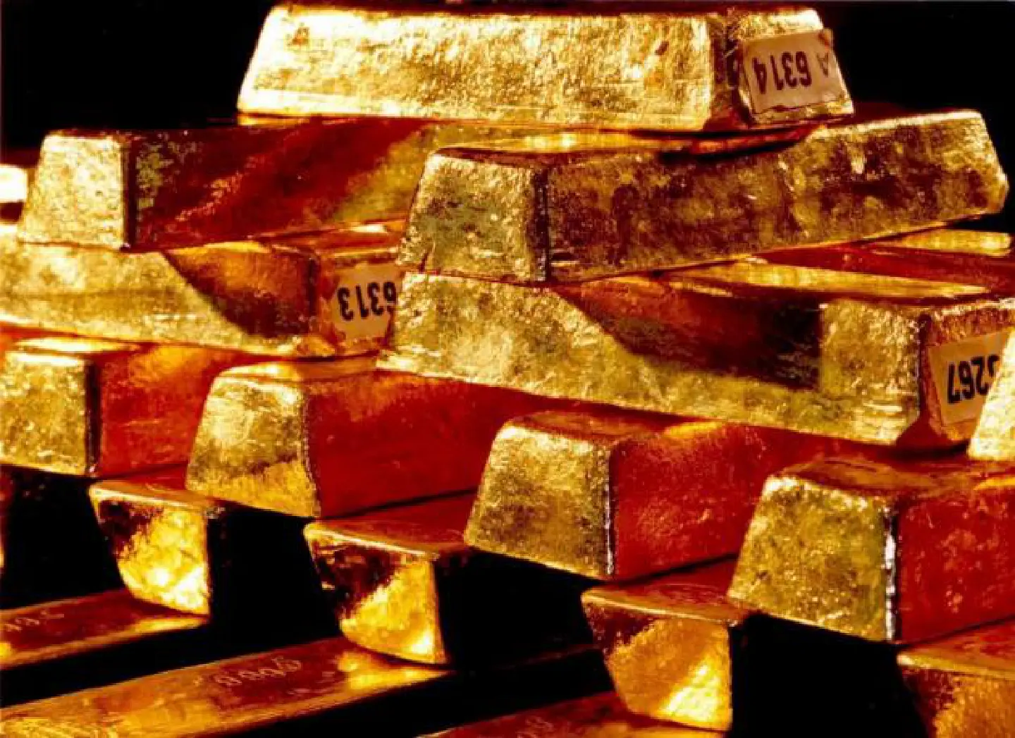 Brighter days ahead for gold funds Brighter days ahead for gold funds