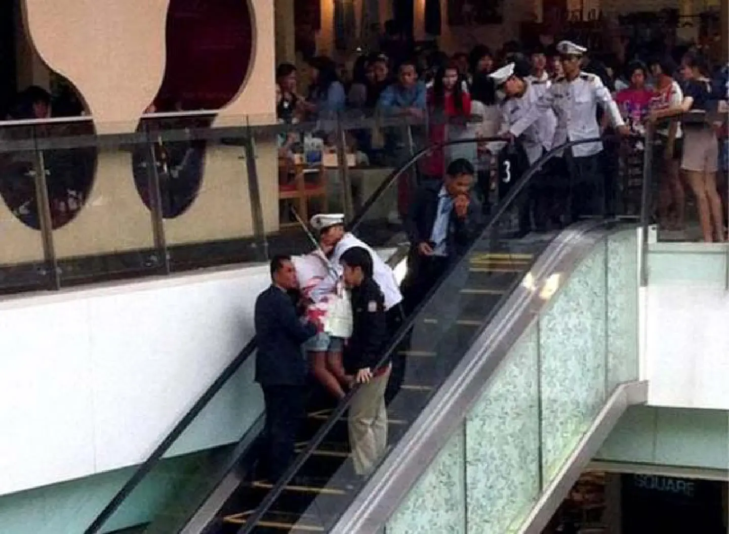 Mall boosts safety after accident Mall boosts safety after accident
