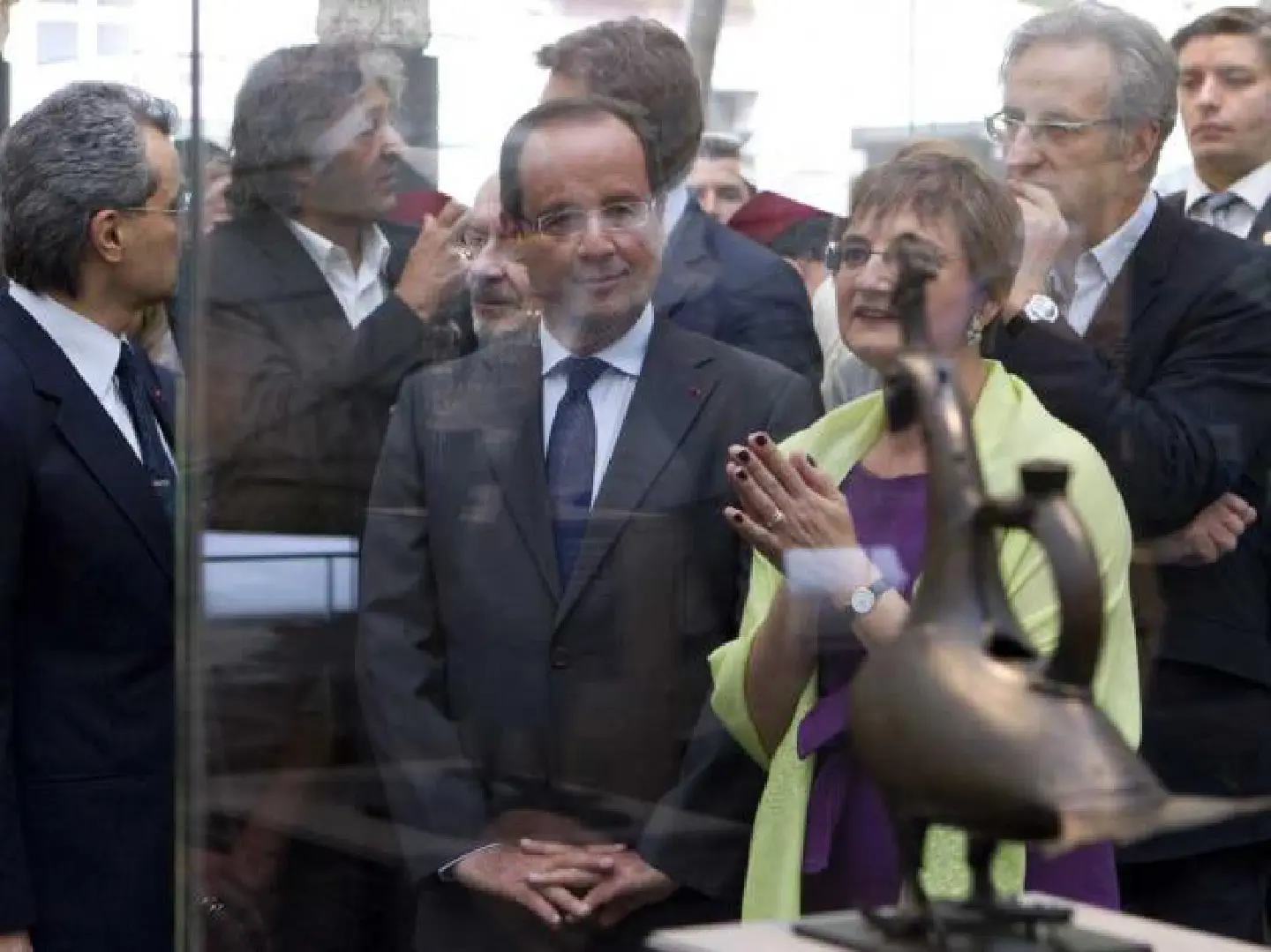 Louvre opens new wing of Islamic art Louvre opens new wing of Islamic art