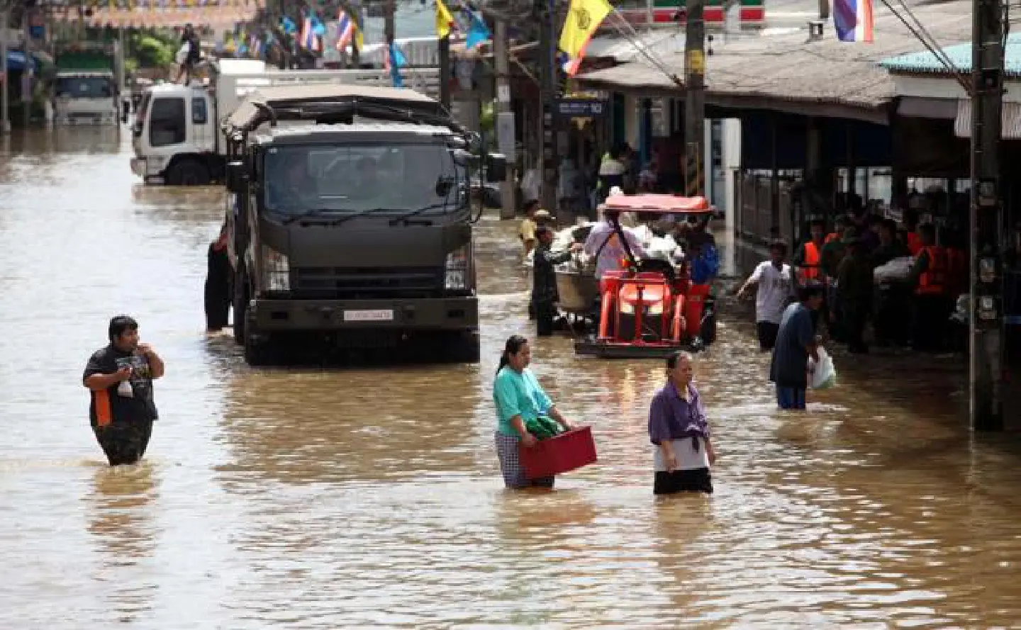 Military facilities asked to retain flood water to ease traffic mayhem Military facilities asked to retain flood water to ease traffic mayhem