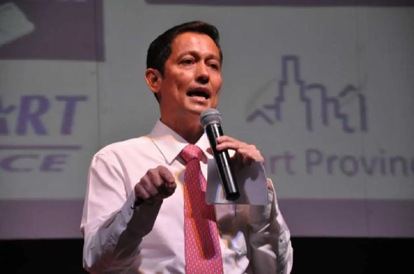 ICT Ministry panel to study Thaicom's status after Thaksin verdict ICT Ministry panel to study Thaicom's status after Thaksin verdict