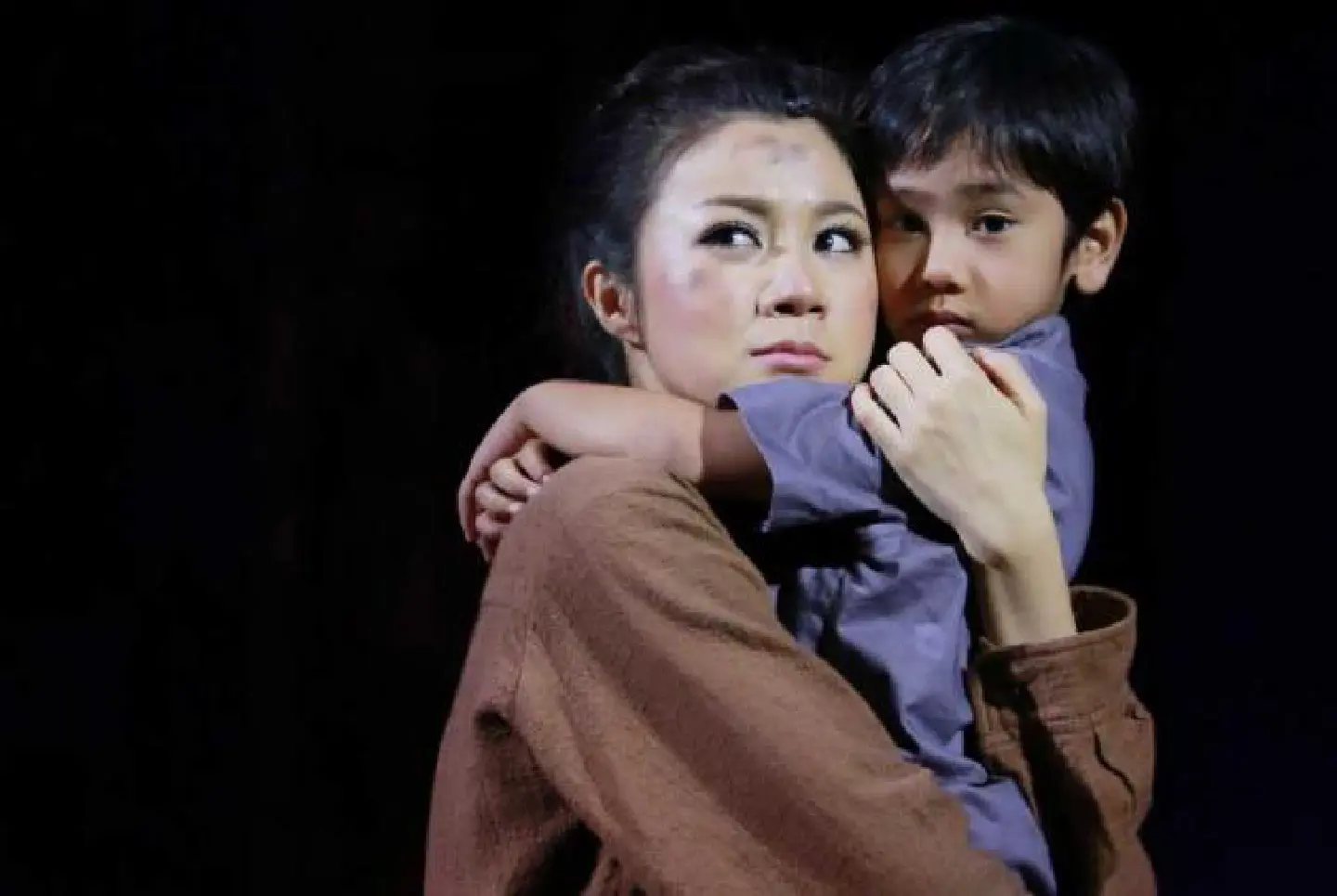 The girl from Saigon The girl from Saigon