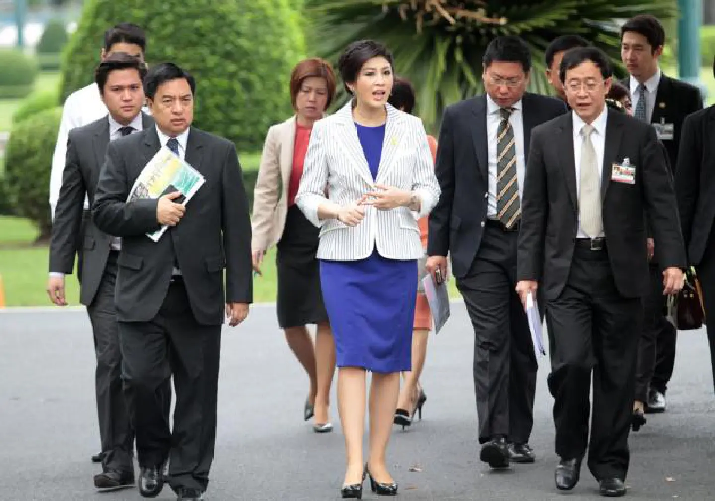 PM defies Thaksin on new line-up