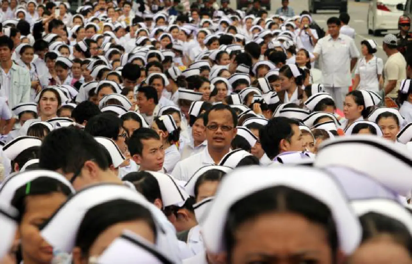 Ministry offers to employ temp nurses Ministry offers to employ temp nurses
