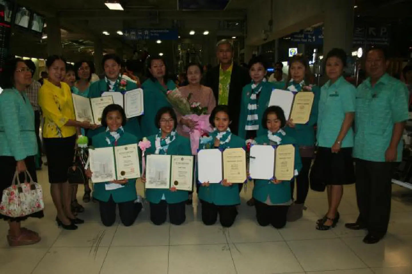 Thai students win gold in S Korea Thai students win gold in S Korea