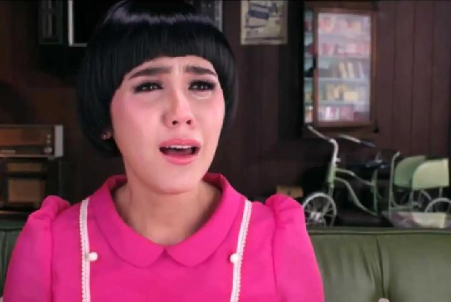 Chompoo's tears for New Year's Chompoo's tears for New Year's