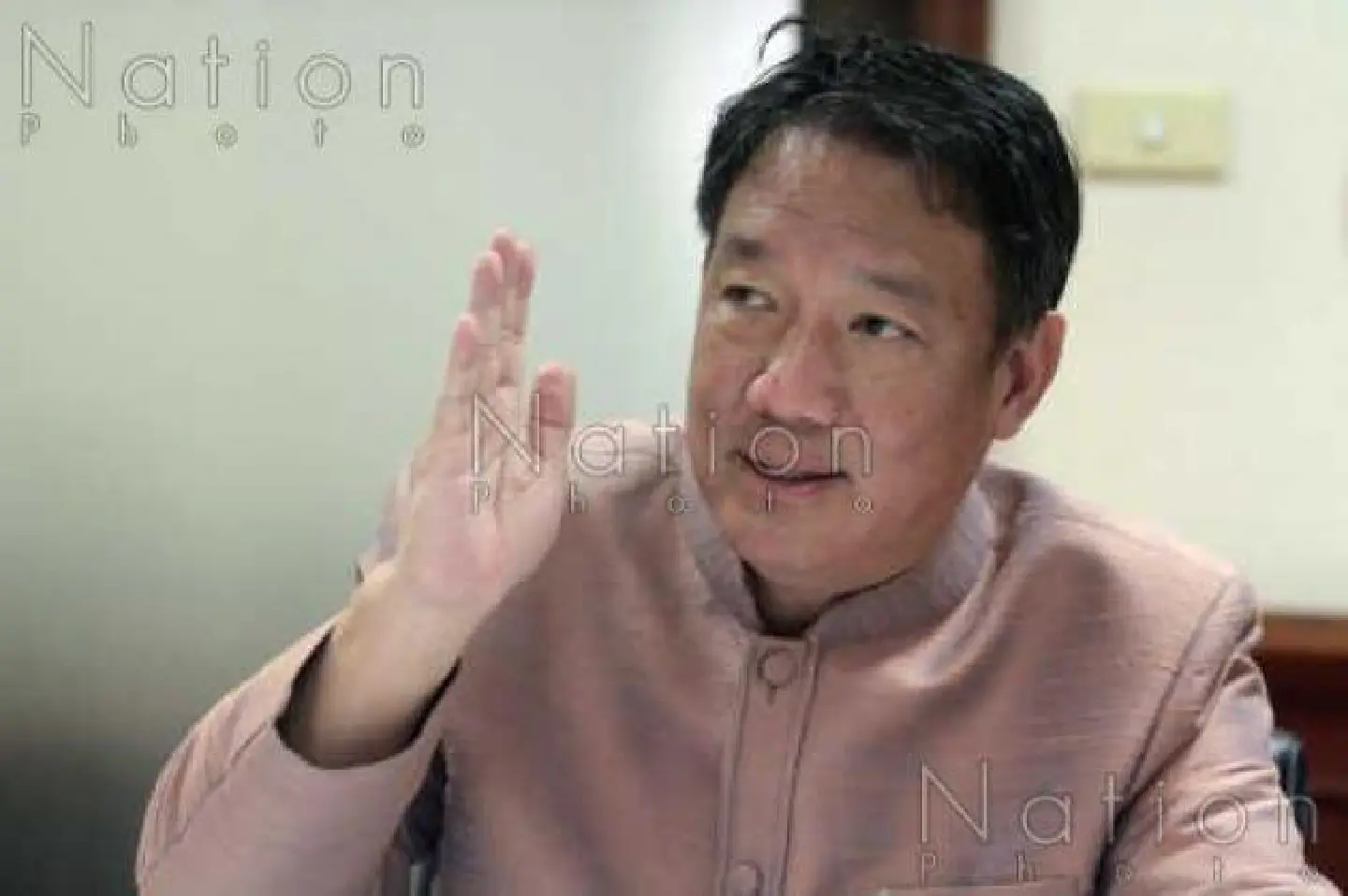 Kittiratt rules out capital control measures on baht Kittiratt rules out capital control measures on baht