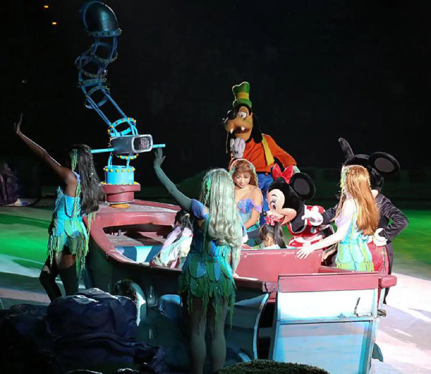 Princesses on blades Princesses on blades