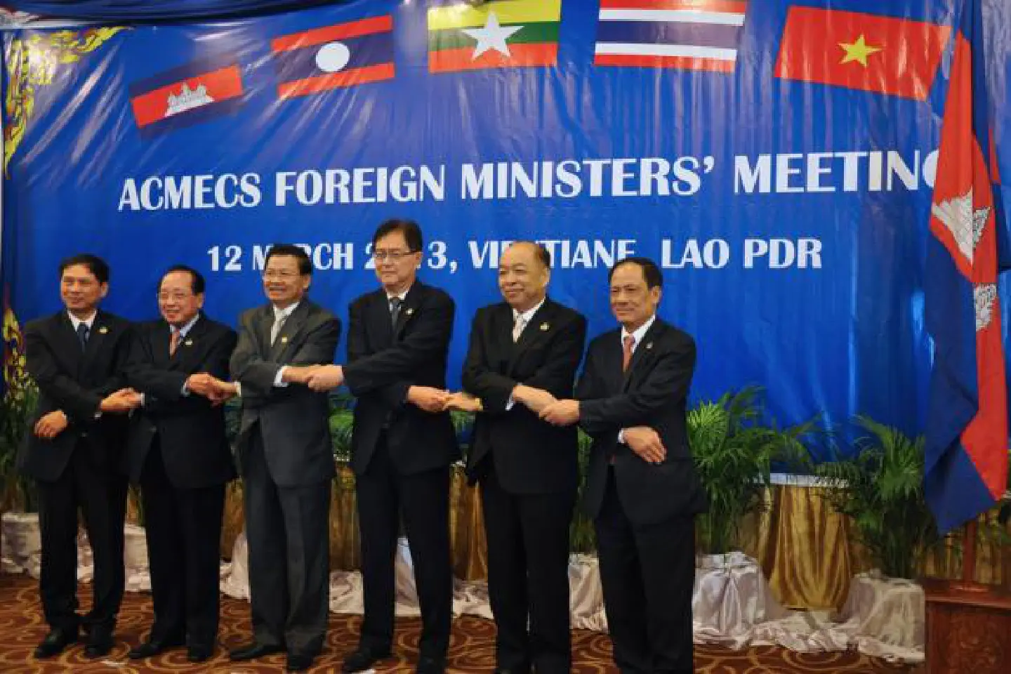 Ministers kick off ACMECS meeting in Laos Ministers kick off ACMECS meeting in Laos