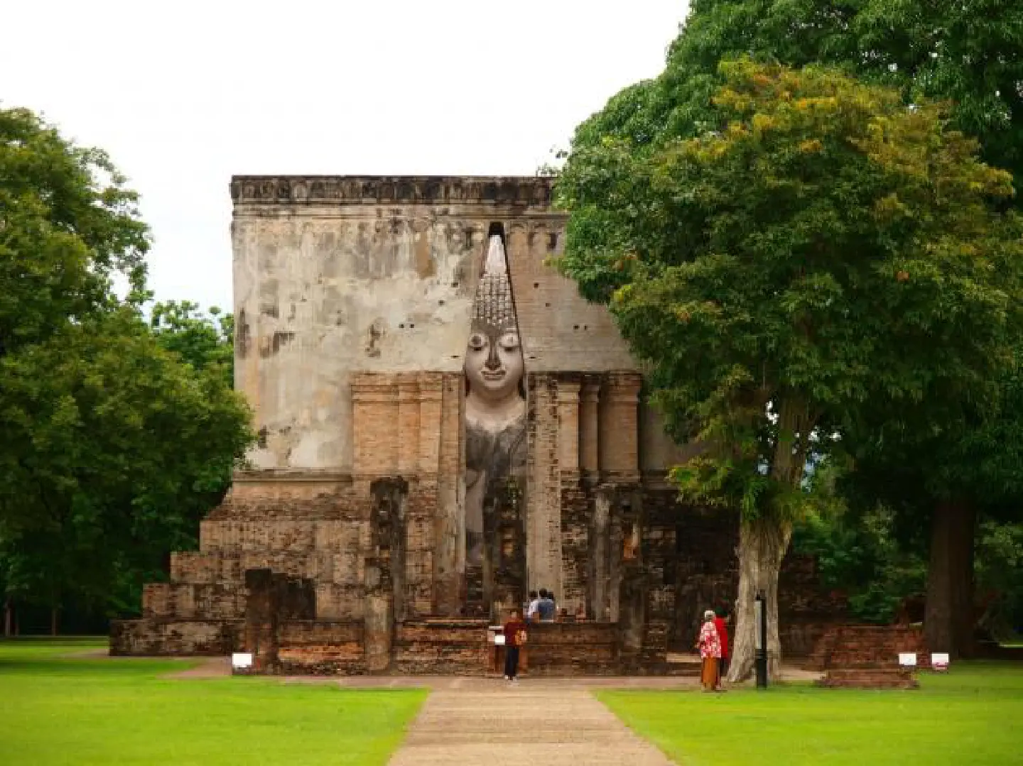 Sukhothai stakes claim for share of tourism pie Sukhothai stakes claim for share of tourism pie