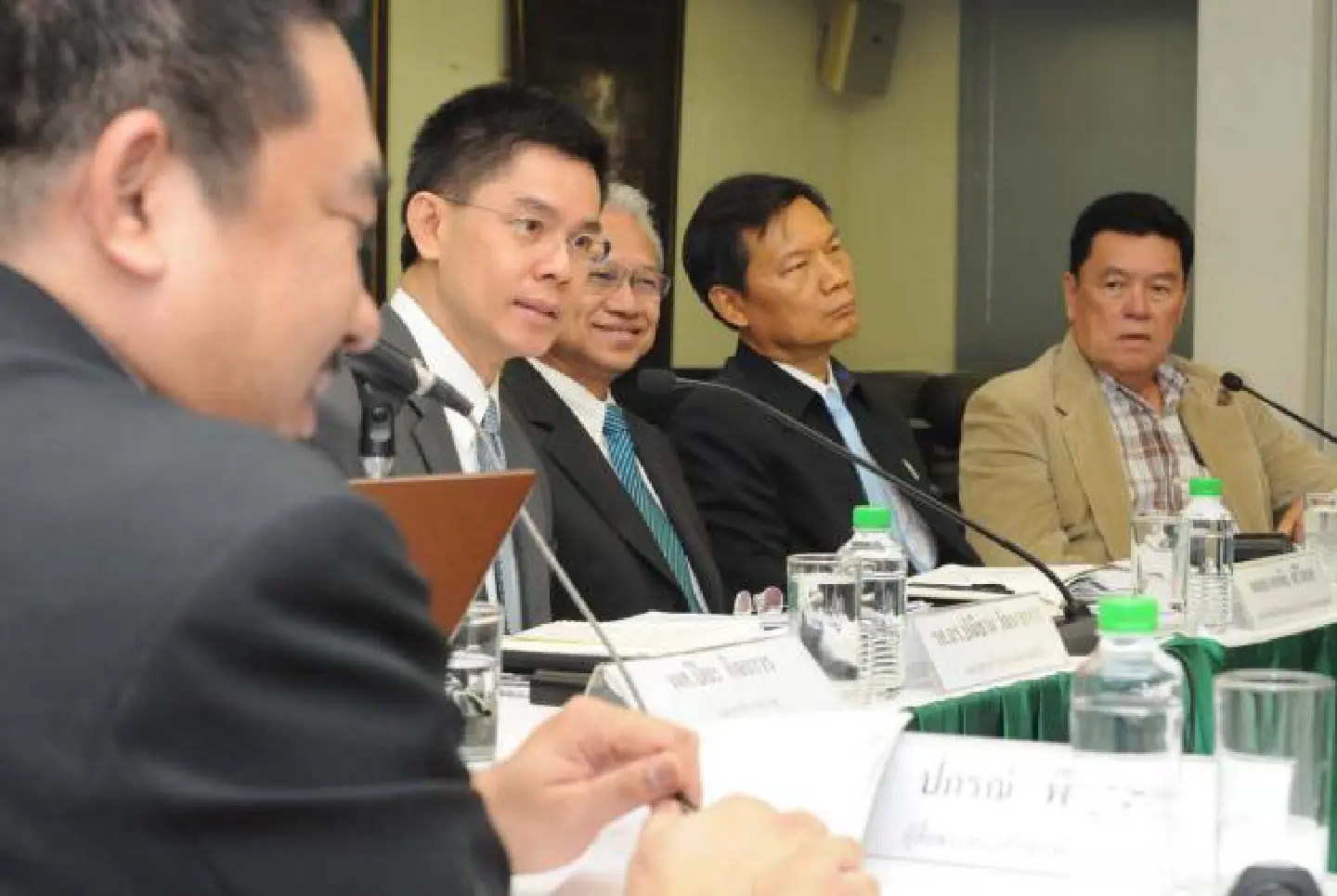 Many groups 'left out of peace talks' Many groups 'left out of peace talks'