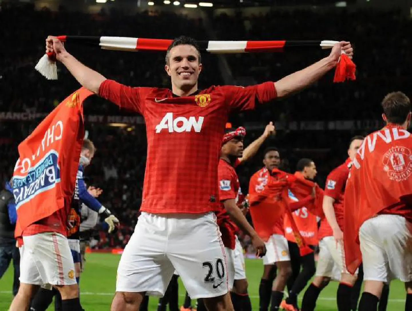 Ravi, Robin both score for Man U Ravi, Robin both score for Man U