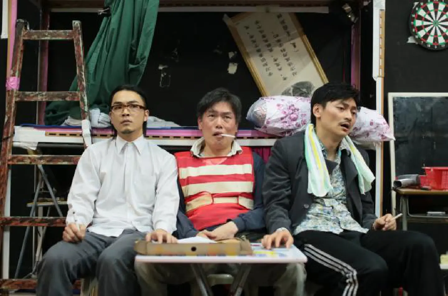 Three men and a toilet Three men and a toilet